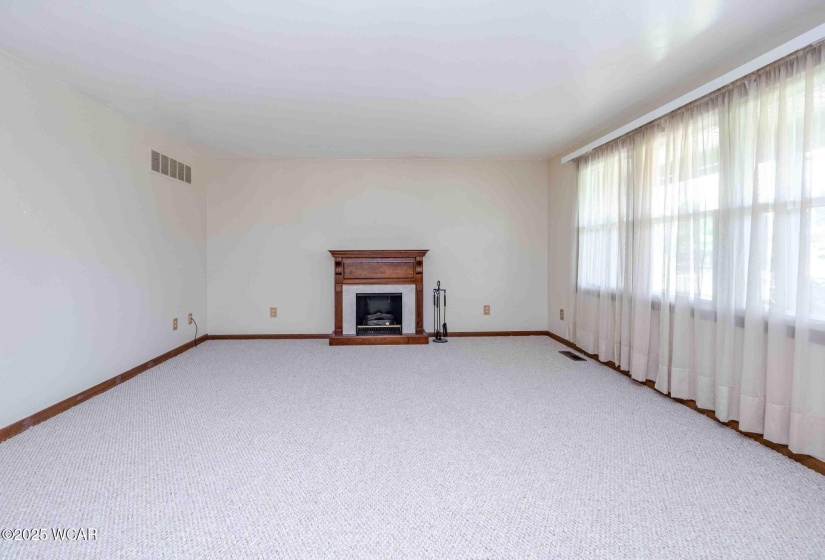 3742 Gloucester Place, Lima, Ohio, 3 Bedrooms Bedrooms, ,2 BathroomsBathrooms,Residential,For Sale,Gloucester,307893