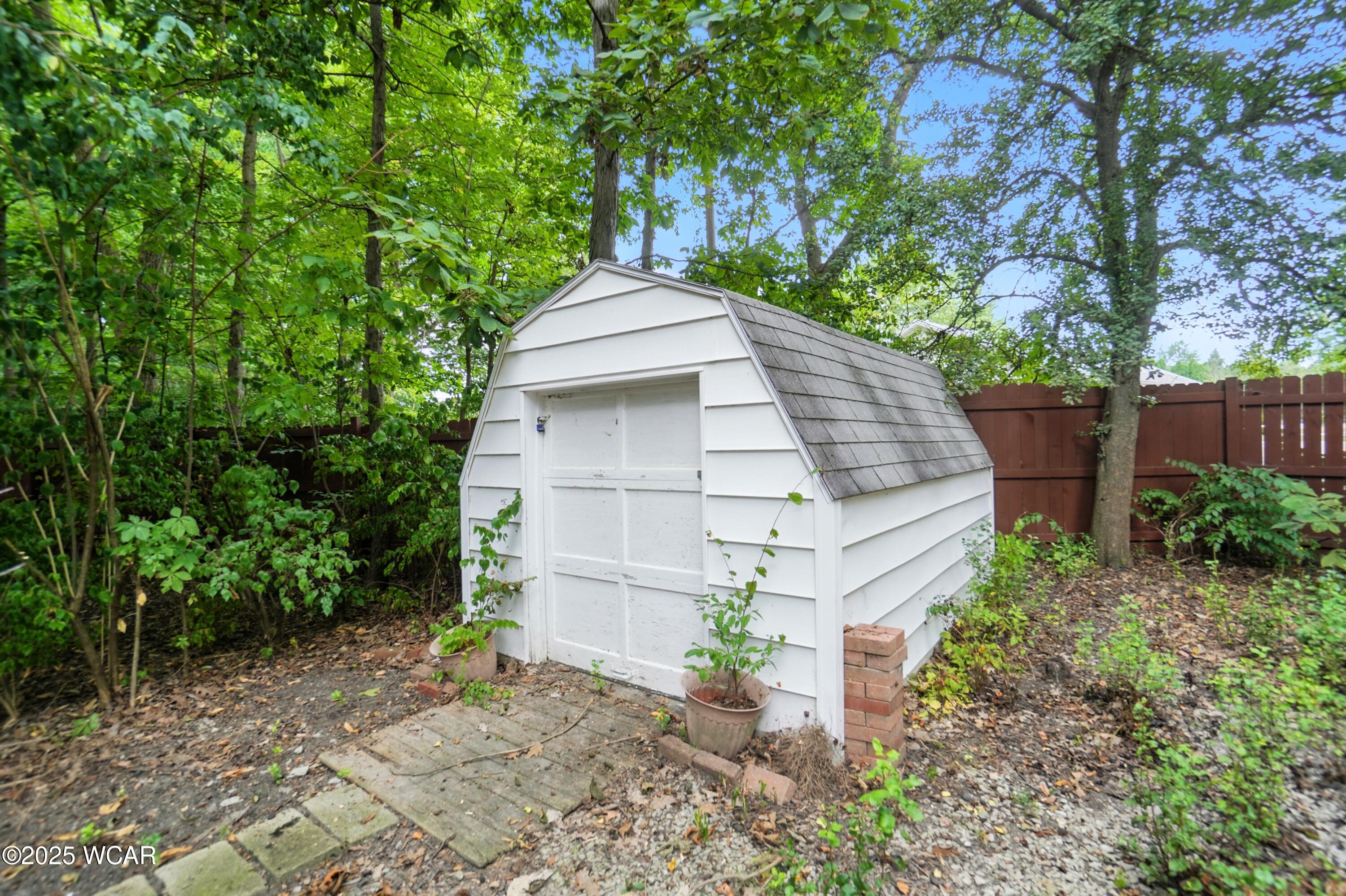 1450 Fostoria Avenue, Findlay, Ohio