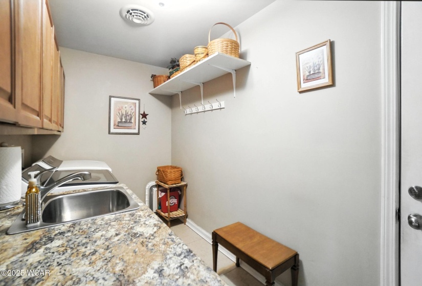 1575 Arlington Drive, Lima, Ohio, 3 Bedrooms Bedrooms, ,1 BathroomBathrooms,Residential,For Sale,Arlington,307811