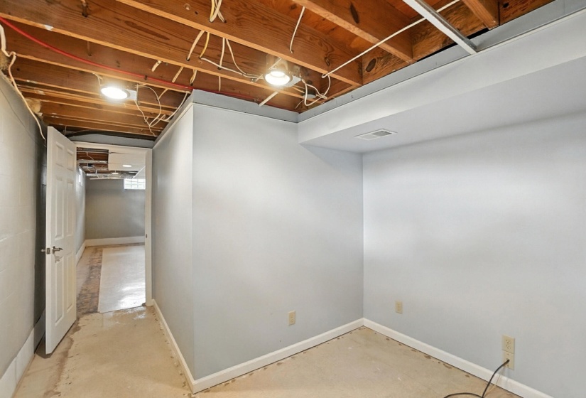 1109 Student Avenue