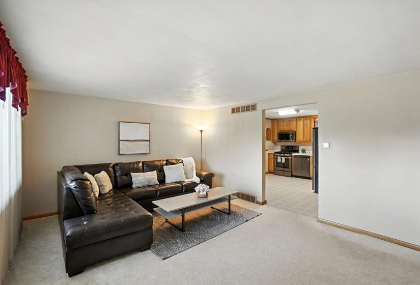 1109 Student Avenue