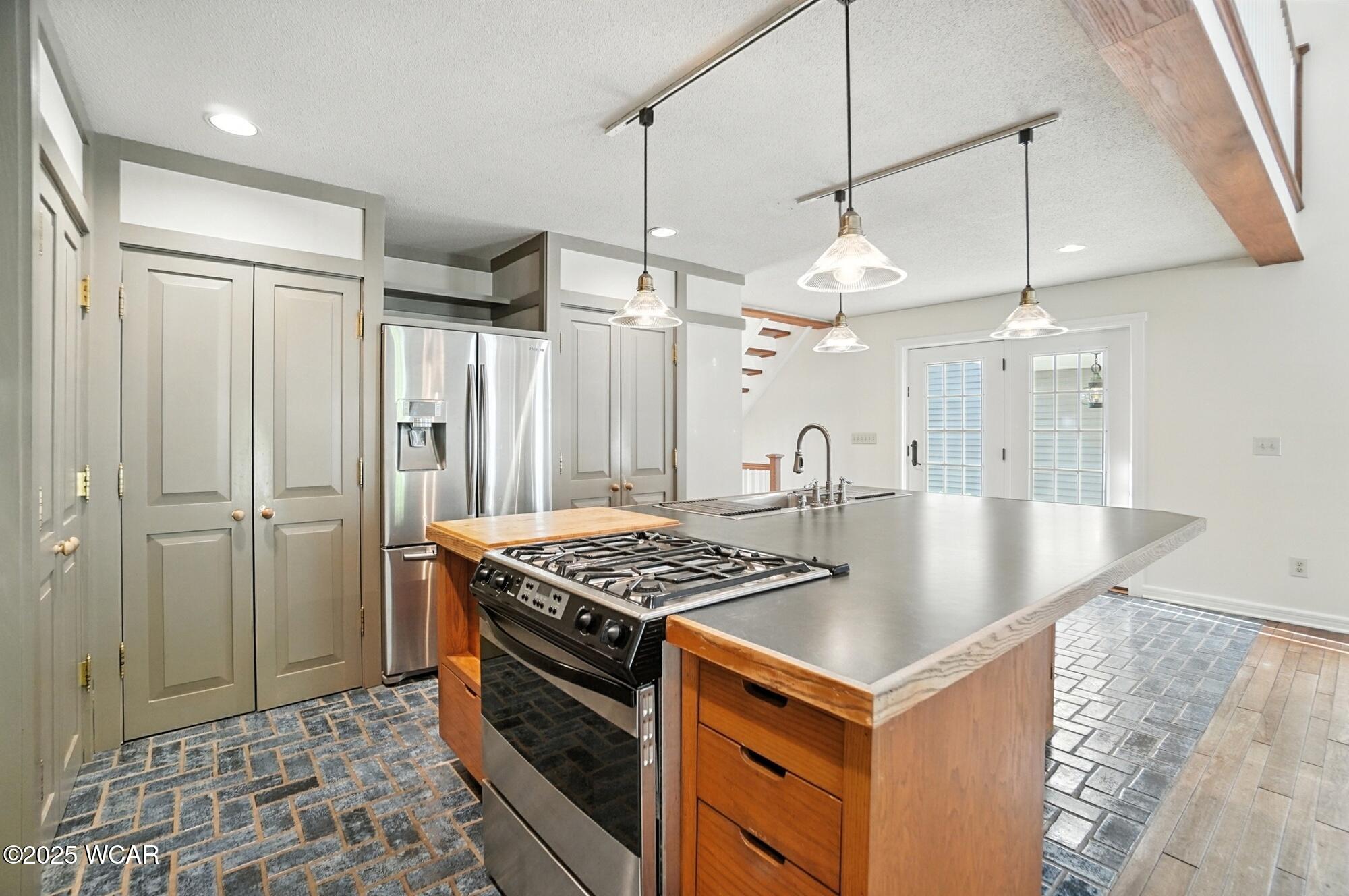 2511 DEBBIE Drive, Lima, Ohio
