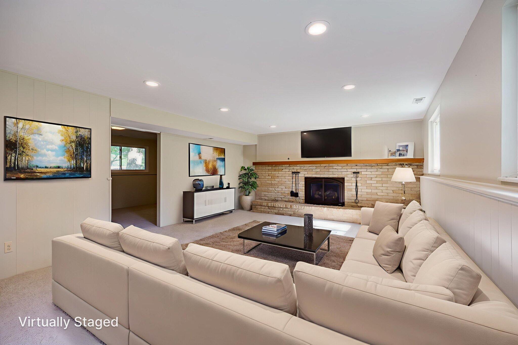 1919 Willowgreen Drive, Beavercreek, Ohio 45432