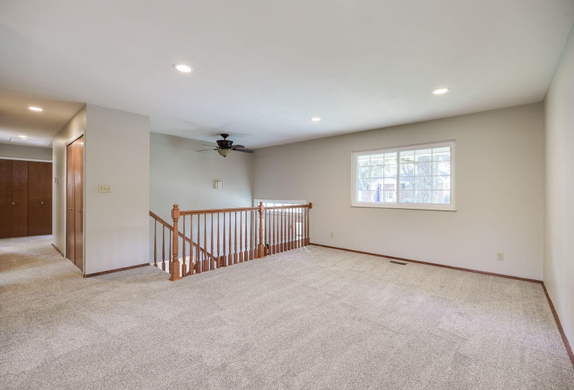 12-web-or-mls-1919-willowgreen-dr