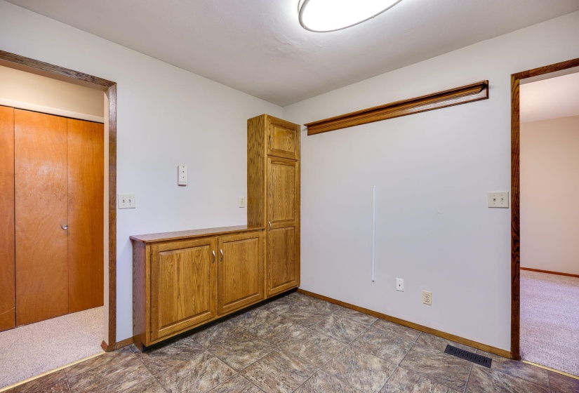 21-web-or-mls-1919-willowgreen-dr