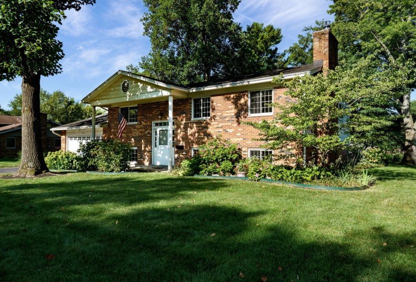3-web-or-mls-1919-willowgreen-dr