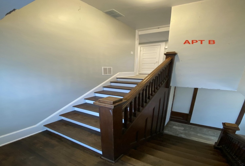APT B82