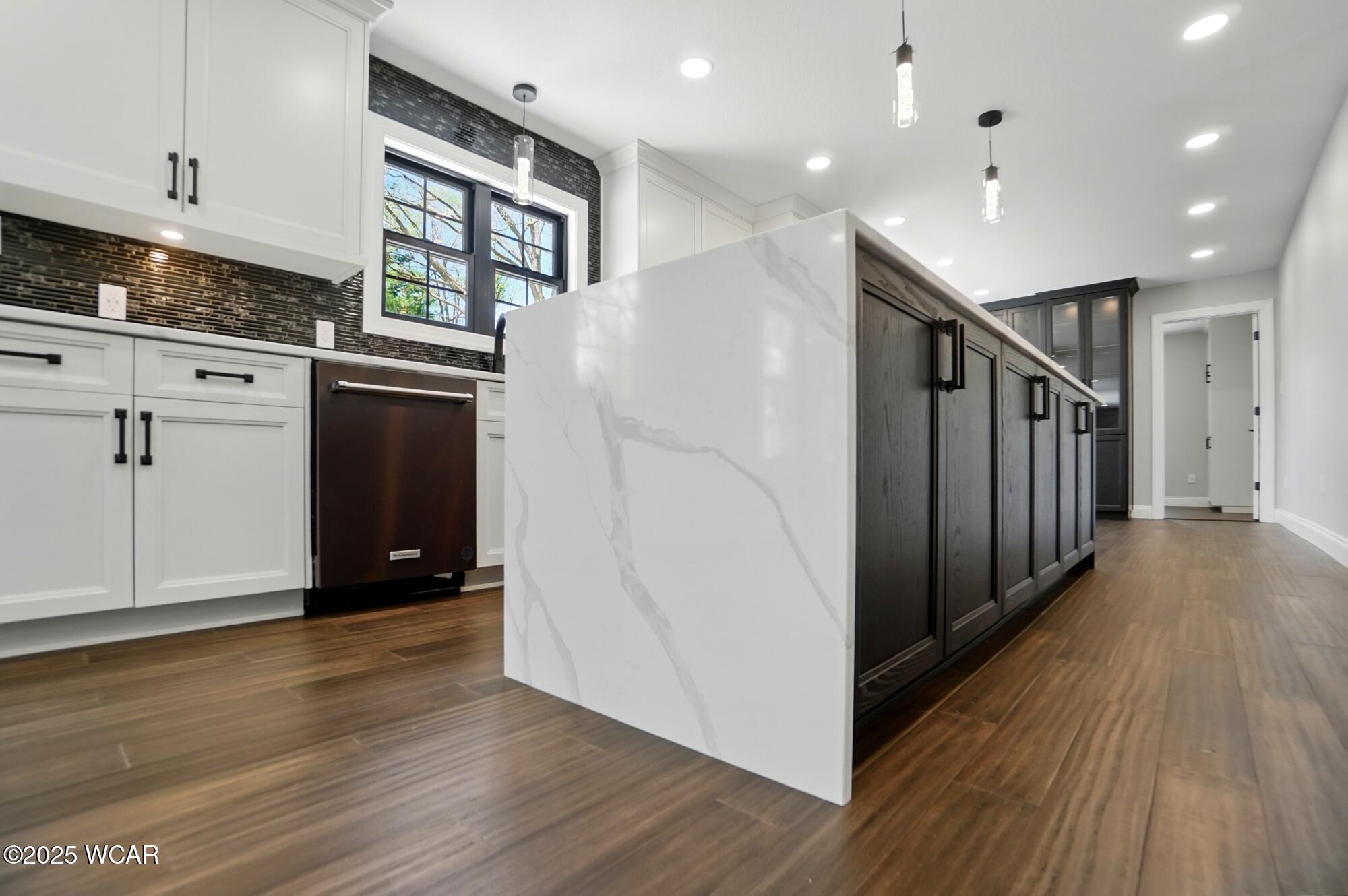 1652 Oak Woods Drive, Lima, Ohio
