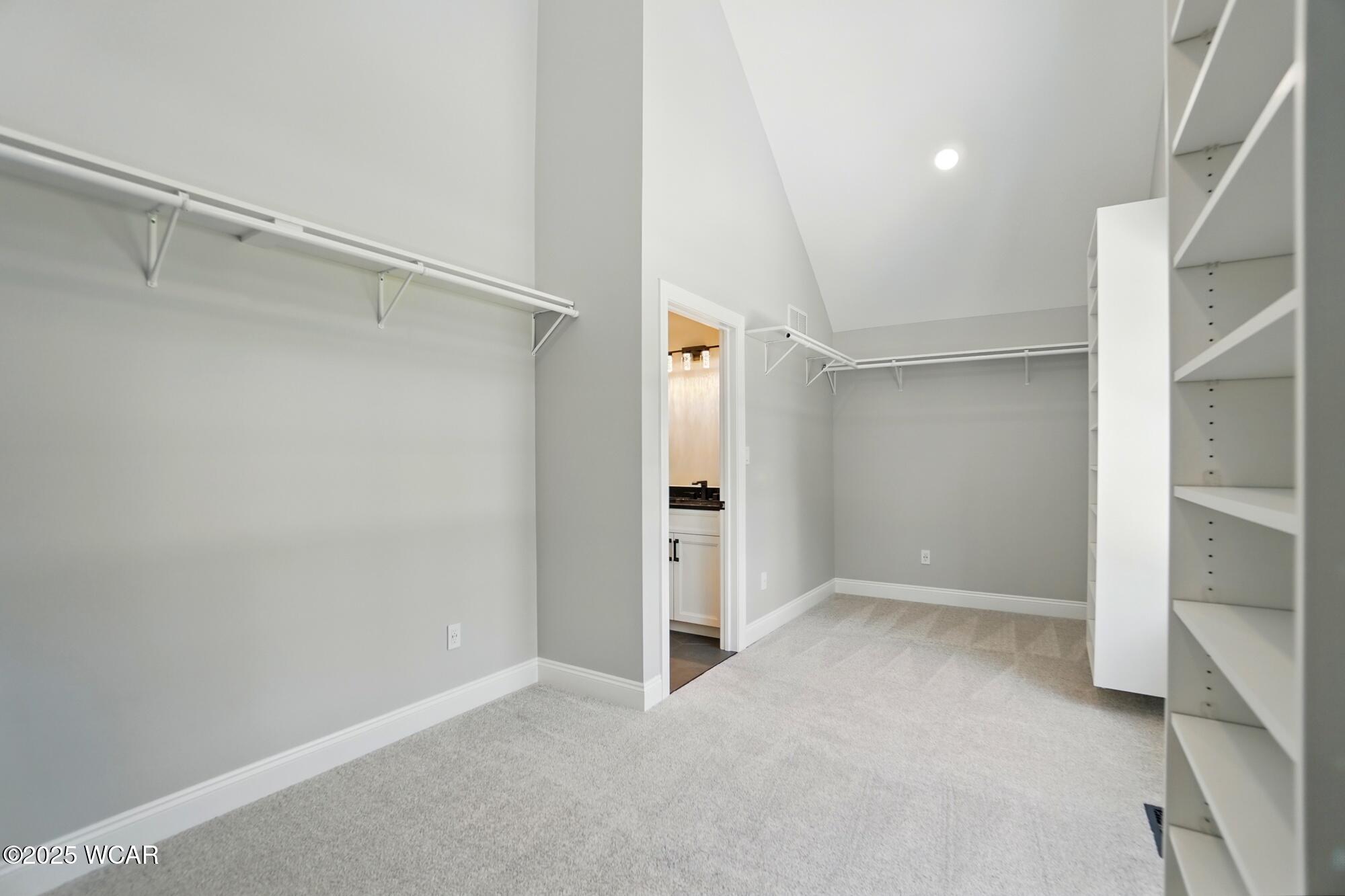 1652 Oak Woods Drive, Lima, Ohio