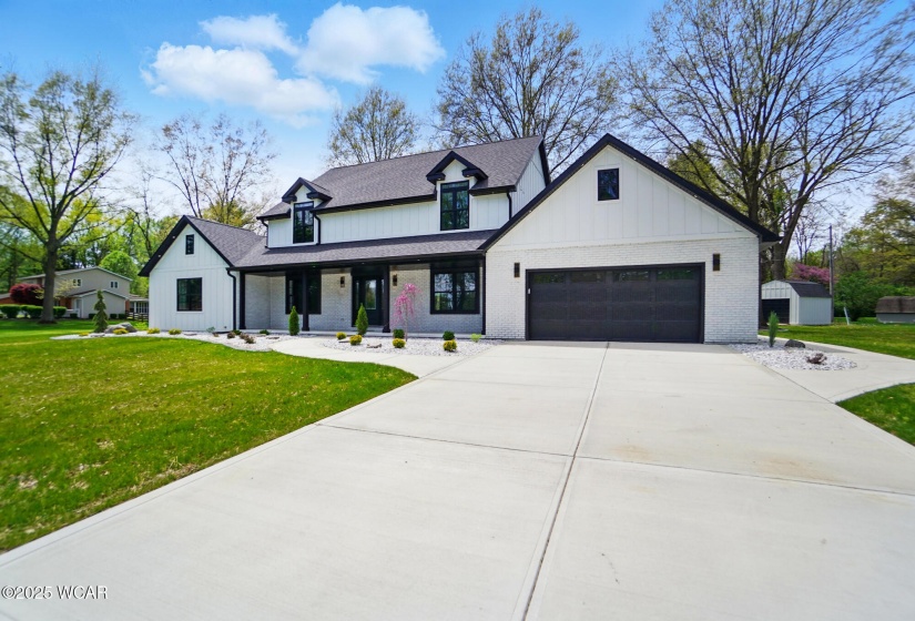 1652 Oak Woods Drive, Lima, Ohio, 5 Bedrooms Bedrooms, ,3 BathroomsBathrooms,Residential,For Sale,Oak Woods,306928