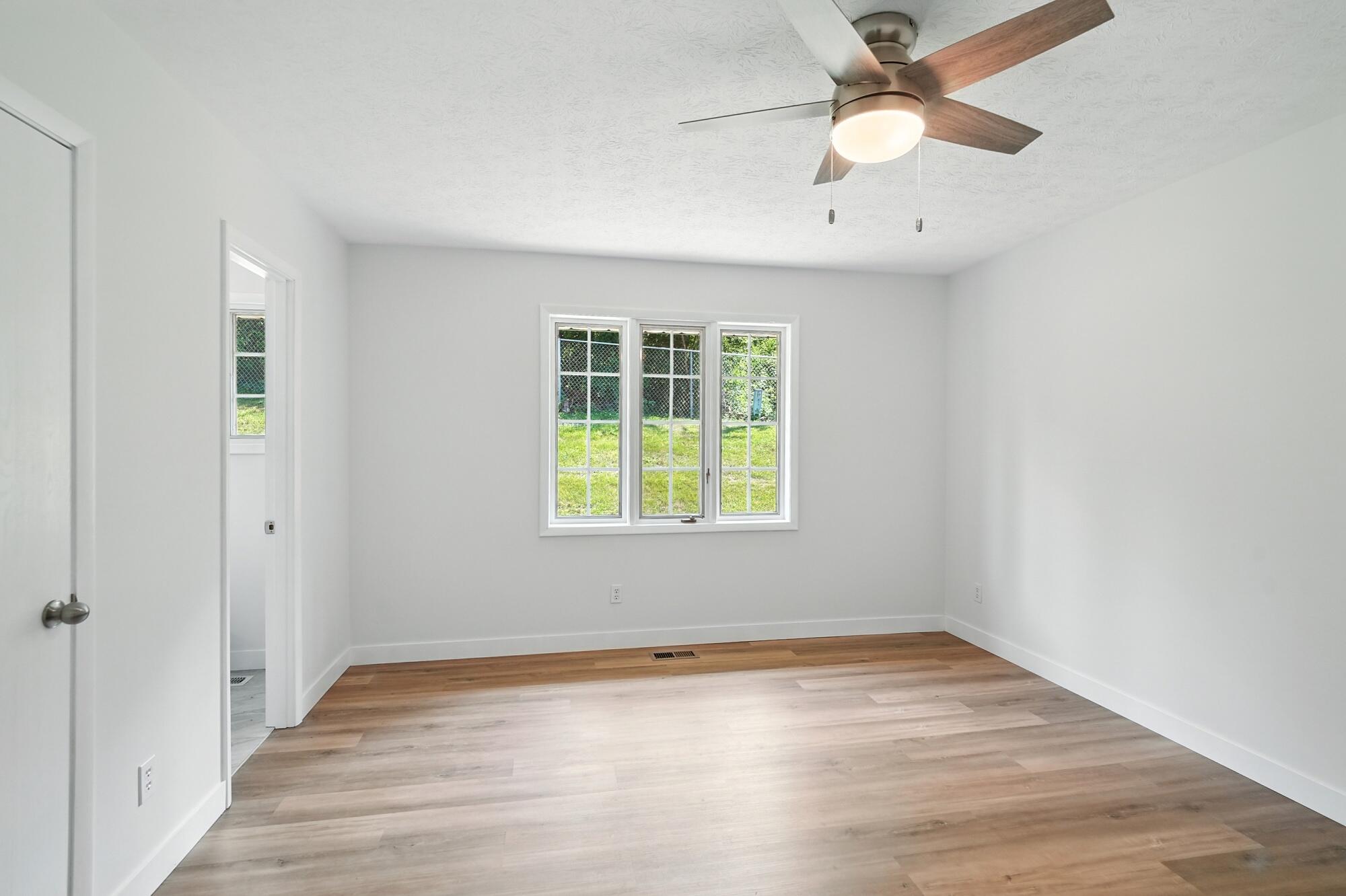 2100 Manhattan Boulevard, Springfield, Ohio 45504