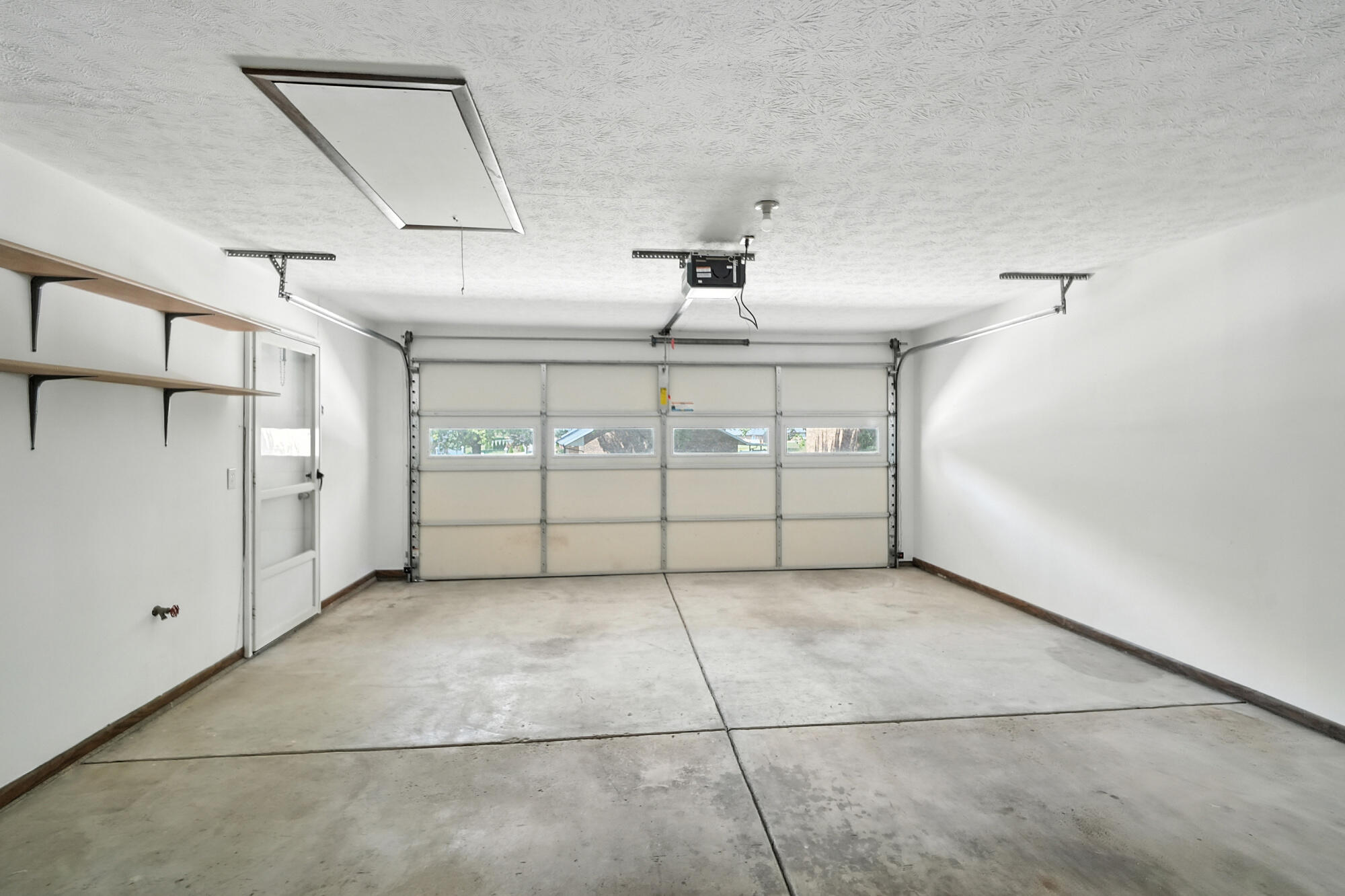 2100 Manhattan Boulevard, Springfield, Ohio 45504