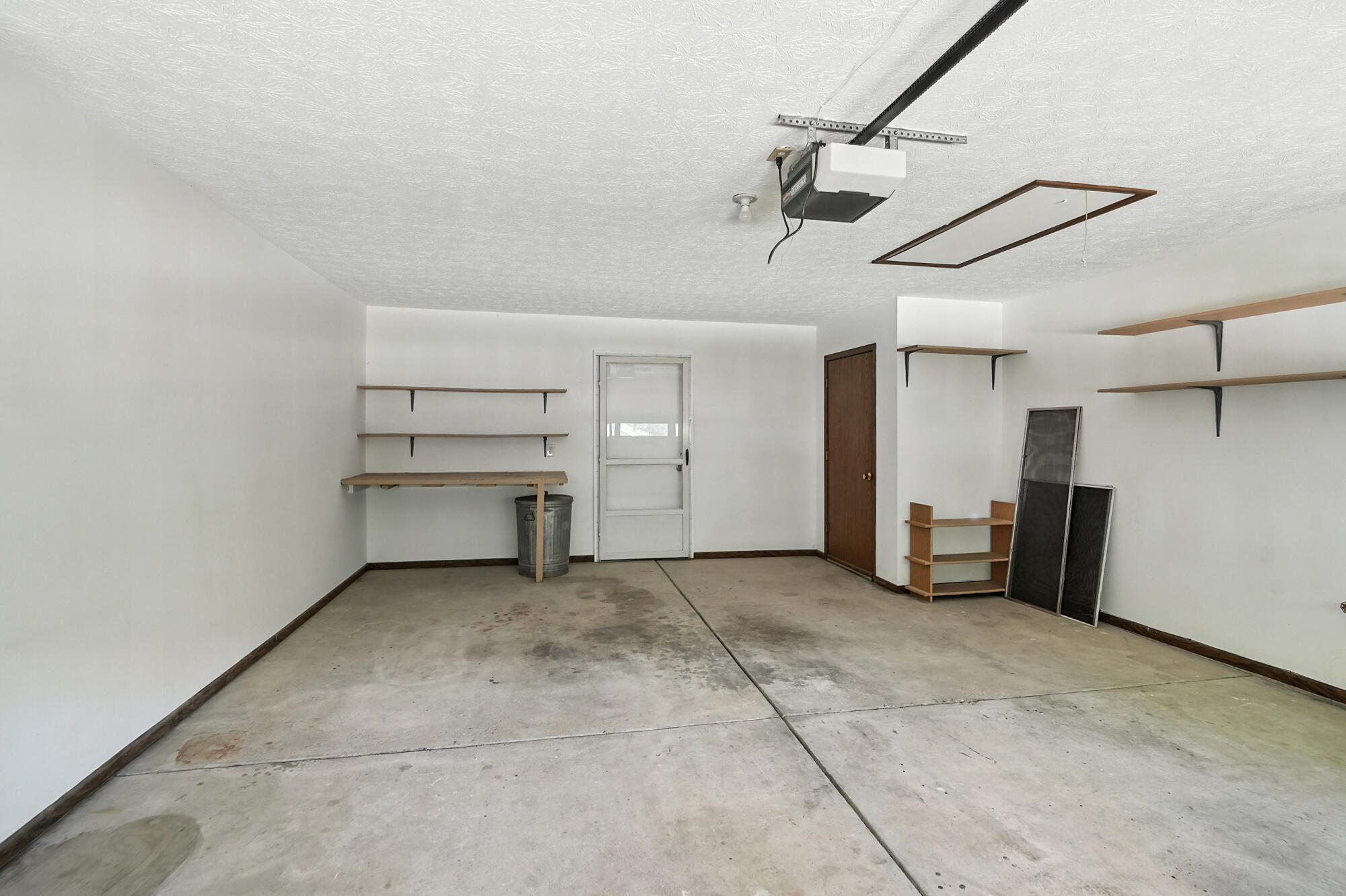 2100 Manhattan Boulevard, Springfield, Ohio 45504