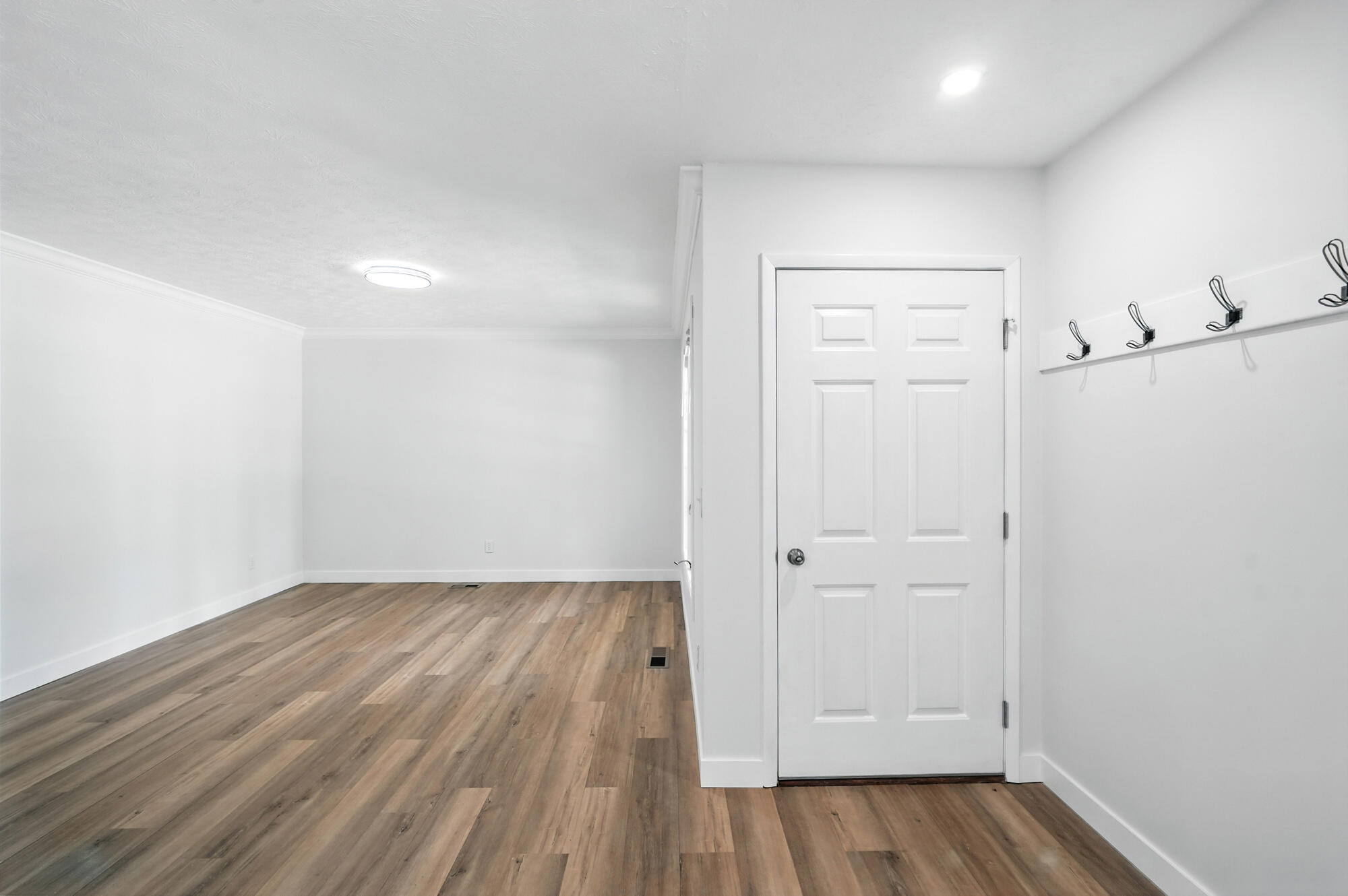 2100 Manhattan Boulevard, Springfield, Ohio 45504