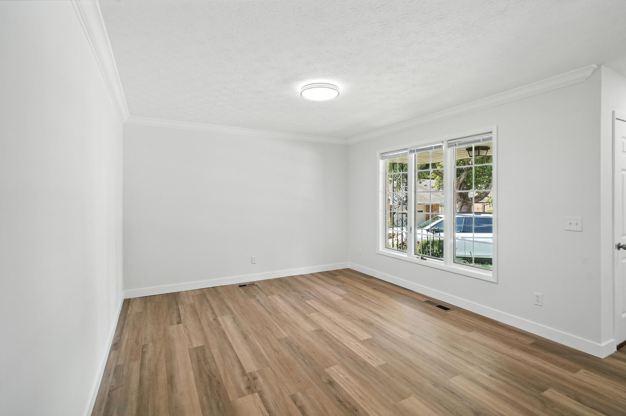 2100 Manhattan Boulevard, Springfield, Ohio 45504