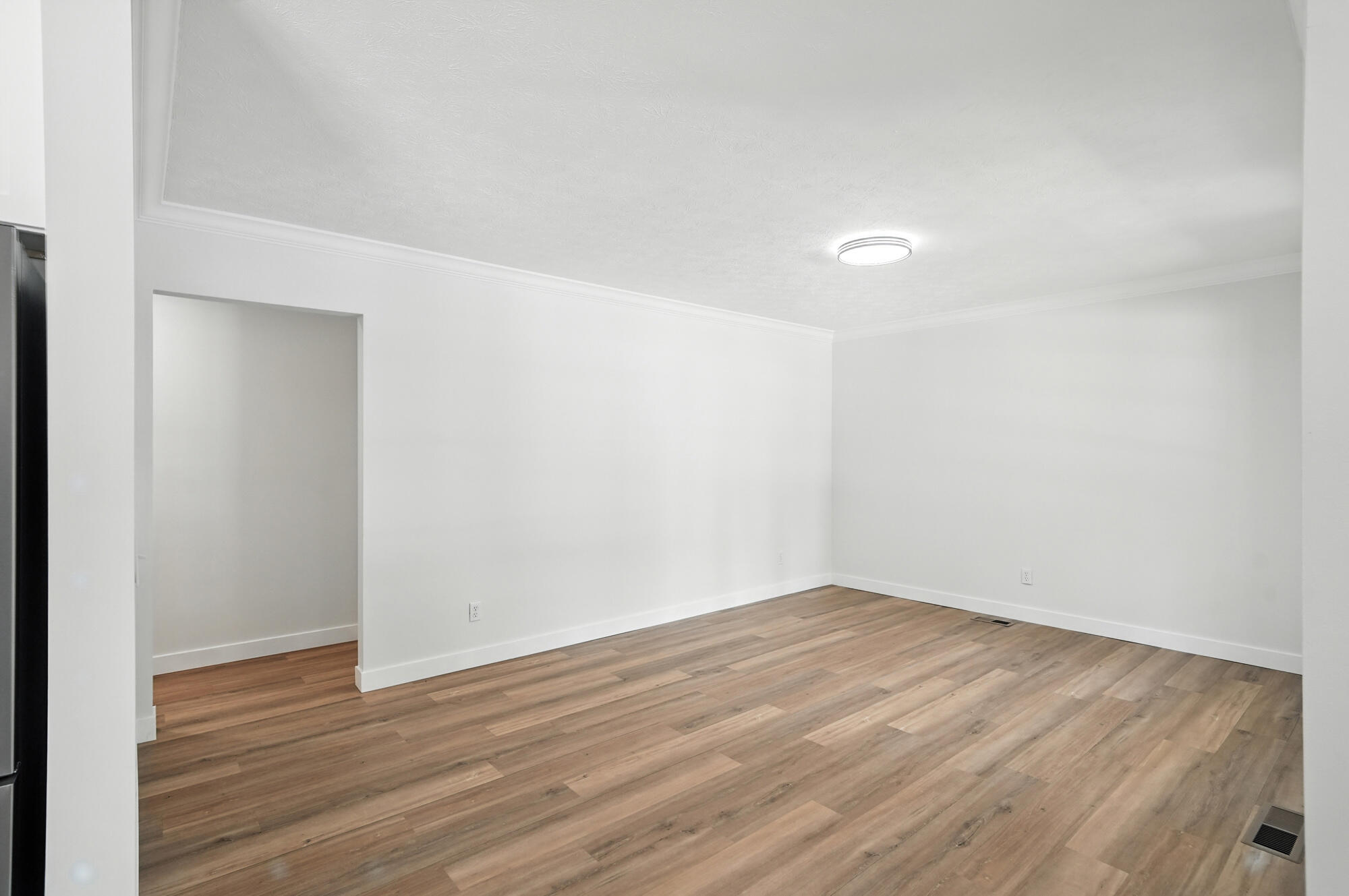 2100 Manhattan Boulevard, Springfield, Ohio 45504