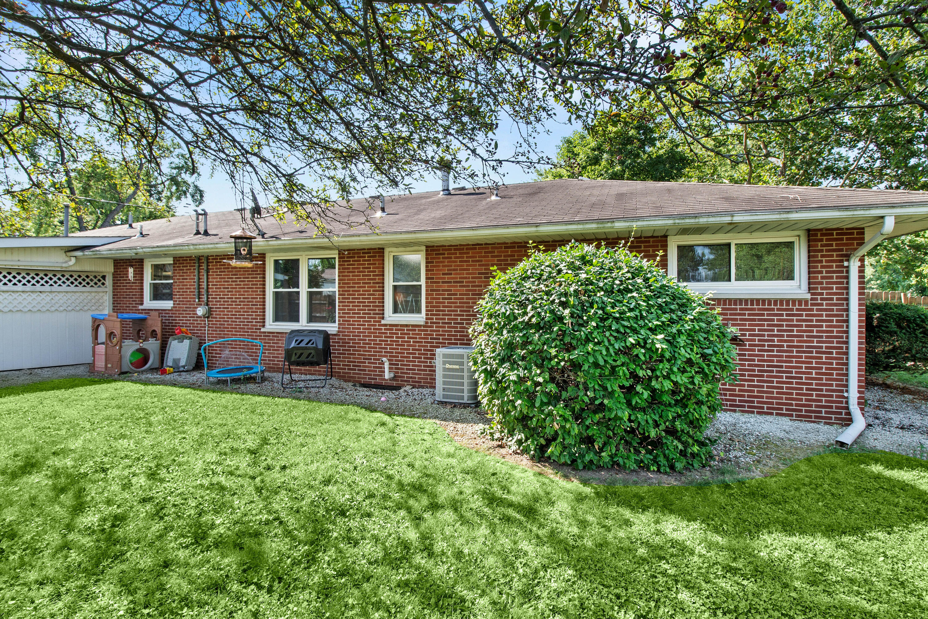 1285 North, Troy, Ohio 45373