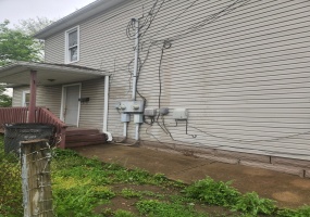 411-413 Water Street, Connersville, Indiana 47331, 4 Bedrooms Bedrooms, ,2 BathroomsBathrooms,Multi Family,For Sale,Water,1039124