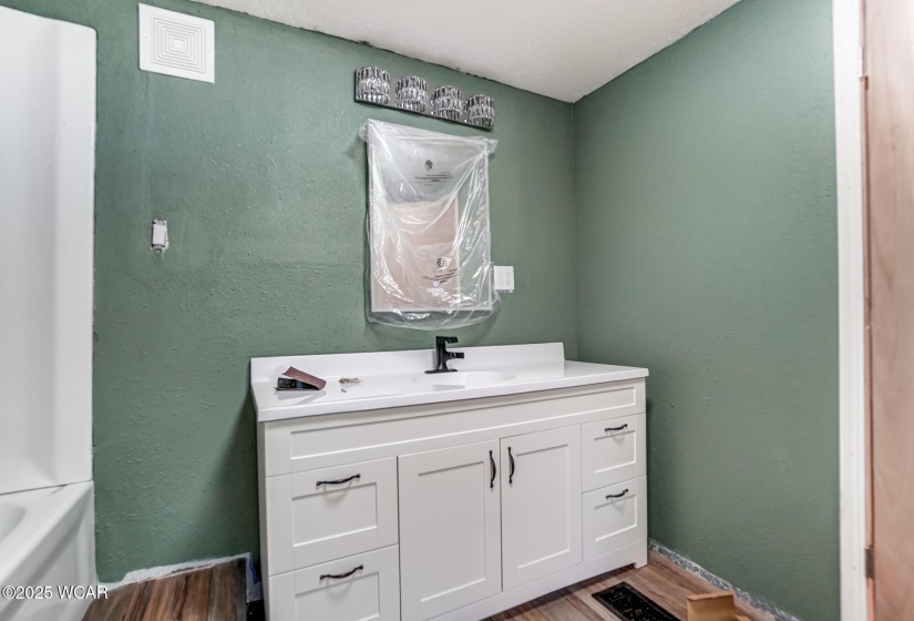 520 Orena Avenue, Lima, Ohio, 3 Bedrooms Bedrooms, ,1 BathroomBathrooms,Residential,For Sale,Orena,306077