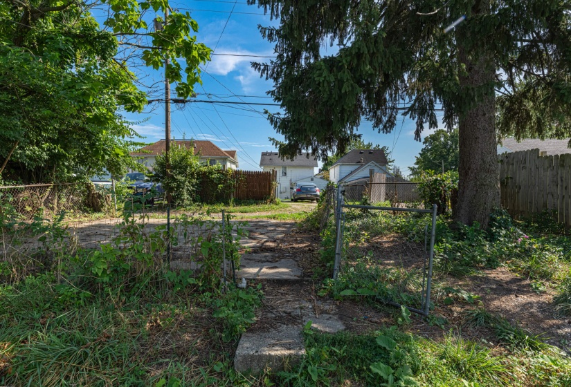 1573 Warder-17