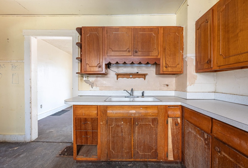 1573 Warder-8