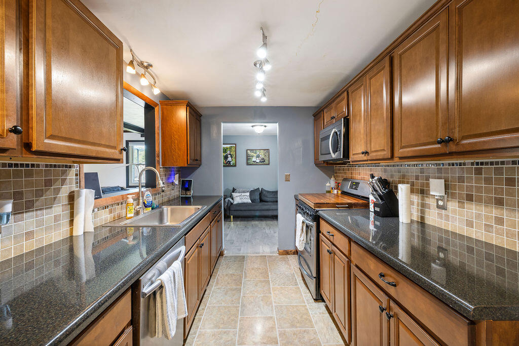 4825 Chippendale Drive, Springfield, Ohio 45503
