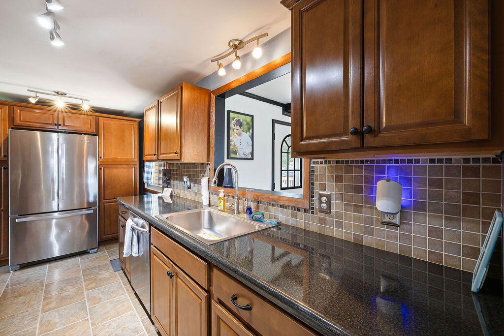 4825 Chippendale Drive, Springfield, Ohio 45503