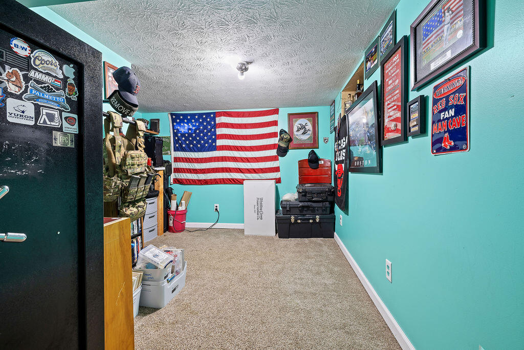 4825 Chippendale Drive, Springfield, Ohio 45503