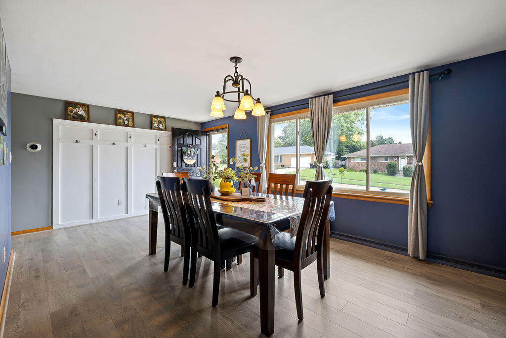 4825 Chippendale Drive, Springfield, Ohio 45503