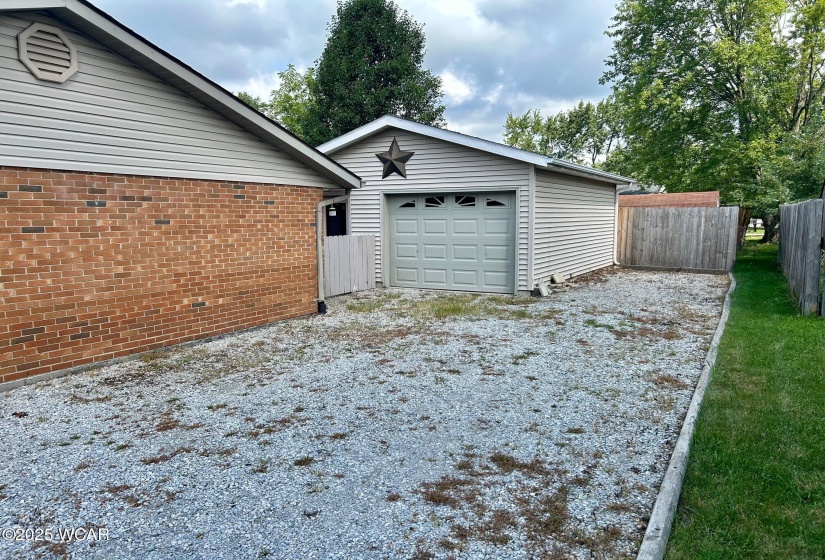 818 Primrose Drive, Wapakoneta, Ohio, 3 Bedrooms Bedrooms, ,1 BathroomBathrooms,Residential,For Sale,Primrose,307968