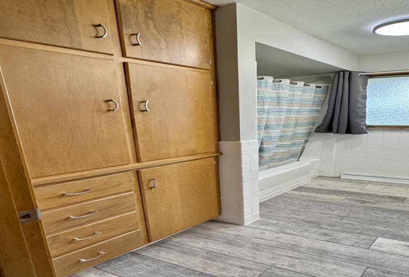 Bath storage