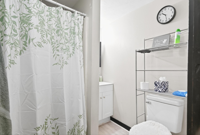 215 Pindar, Urbana-11