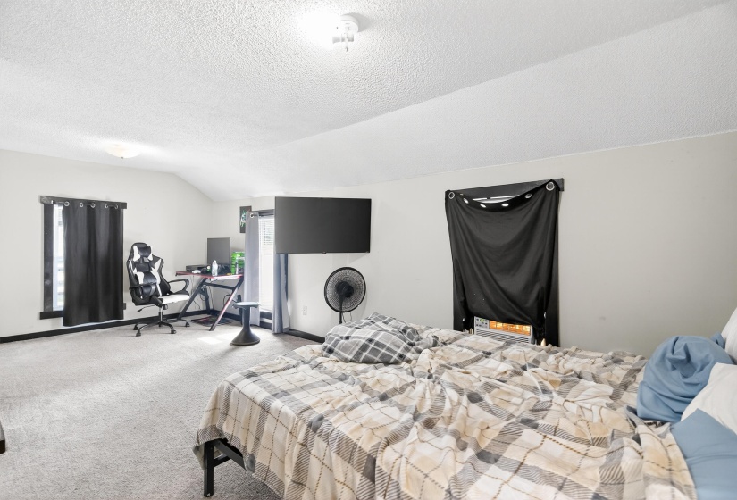 215 Pindar, Urbana-14