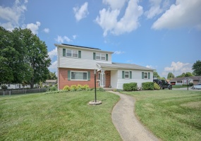 2677 Carousel Drive, Springfield, Ohio 45503, 3 Bedrooms Bedrooms, ,2 BathroomsBathrooms,Residential,For Sale,Carousel,1040713
