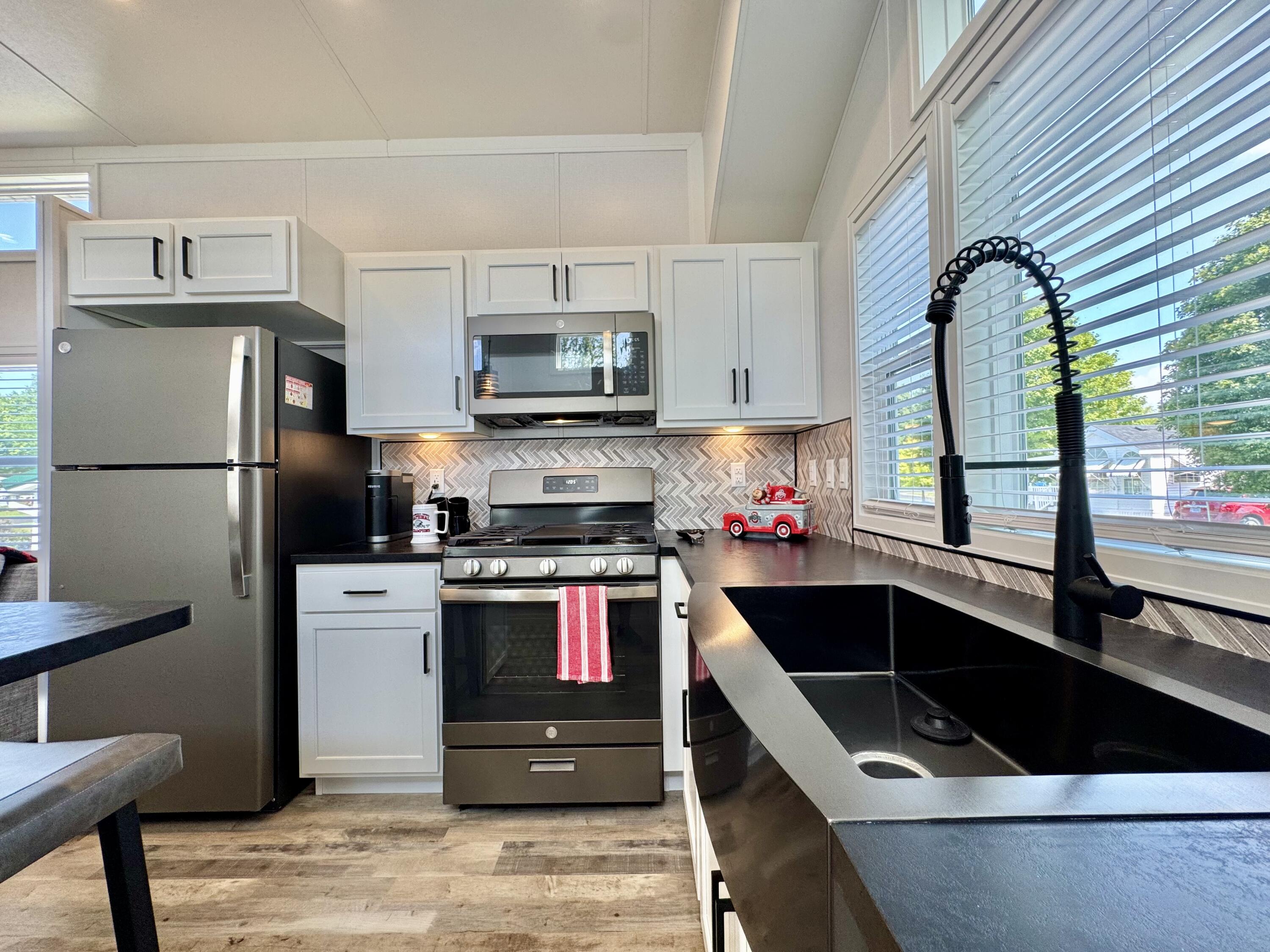 11377 Township Road 266, Lakeview, Ohio 43331