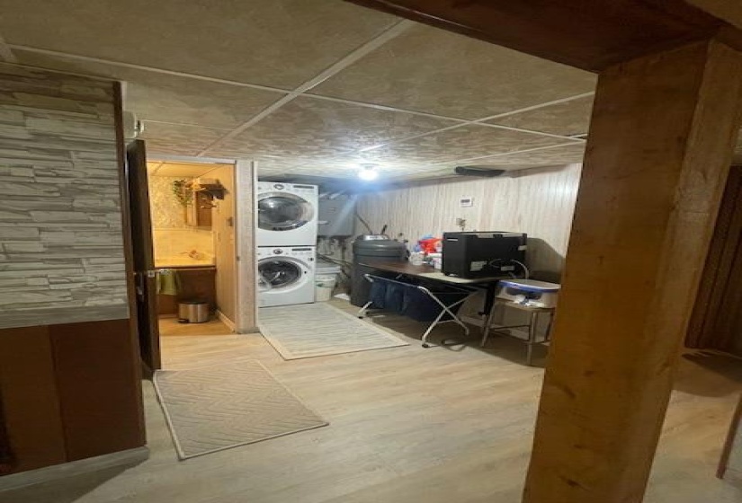Basement Laundry