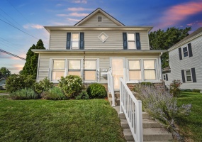 228 Oakwood Street, Bradford, Ohio 45308, 3 Bedrooms Bedrooms, ,2 BathroomsBathrooms,Residential,For Sale,Oakwood,1040725