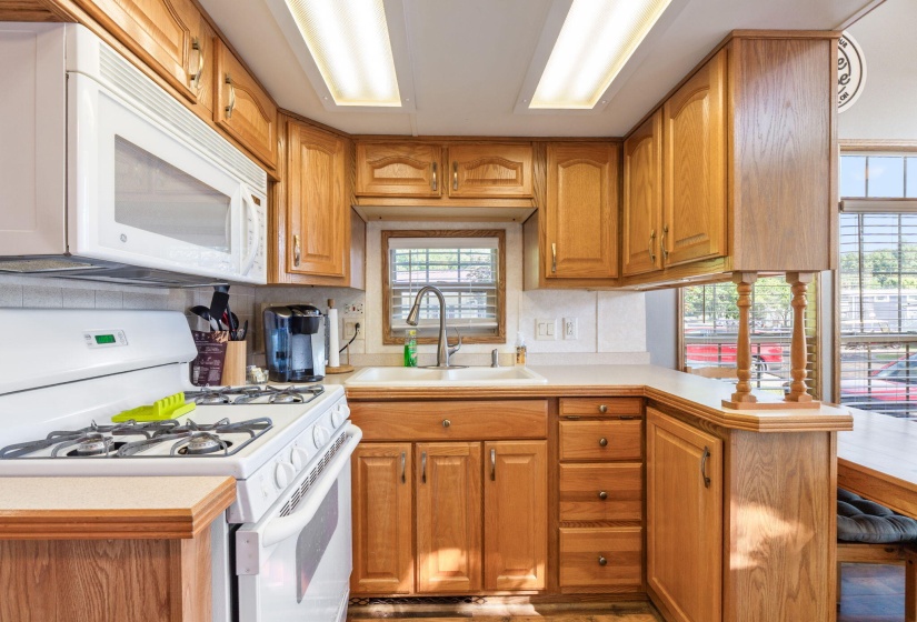 11377 Township Road 266 (Interior)-10