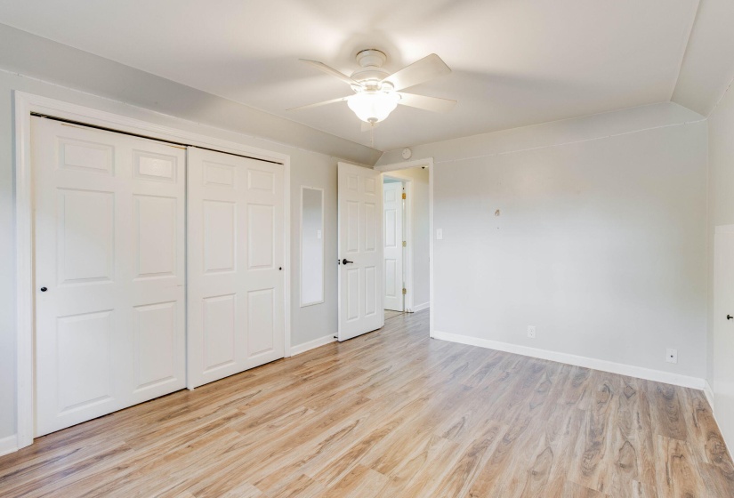 25-web-or-mls-2025 08 14 - 837LindenAve-
