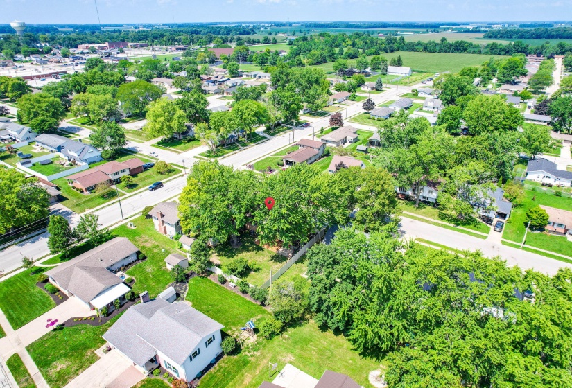 32-web-or-mls-2025 08 14 - 837LindenAve-
