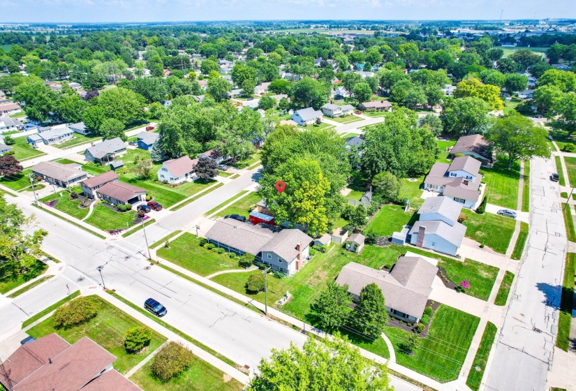 33-web-or-mls-2025 08 14 - 837LindenAve-