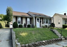 549 Chillicothe Avenue, Bellefontaine, Ohio 43311, 3 Bedrooms Bedrooms, ,1 BathroomBathrooms,Residential,For Sale,Chillicothe,1040752