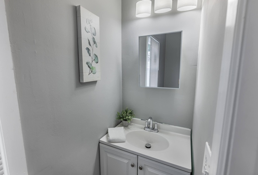 231 W Parkwood-14