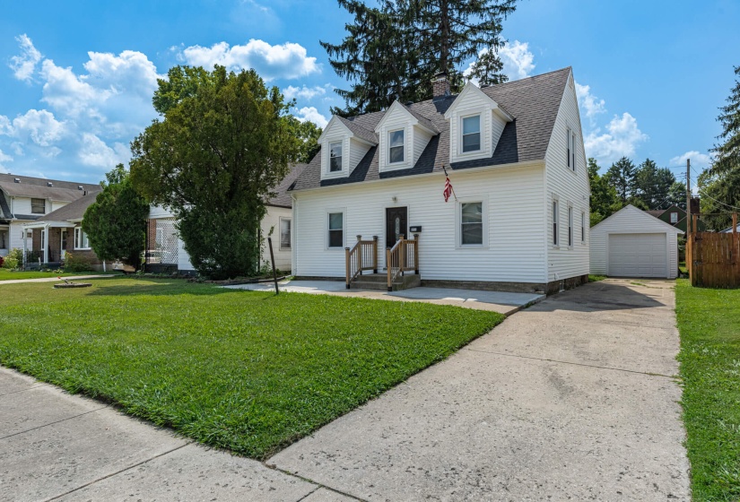 231 W Parkwood-27