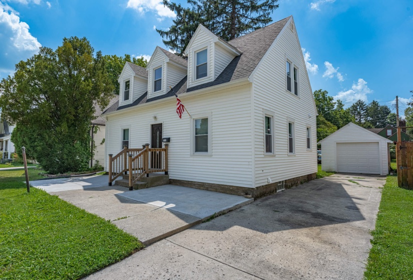 231 W Parkwood-28