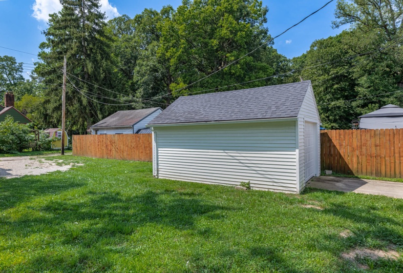 231 W Parkwood-32