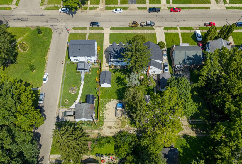 231 W Parkwood-35