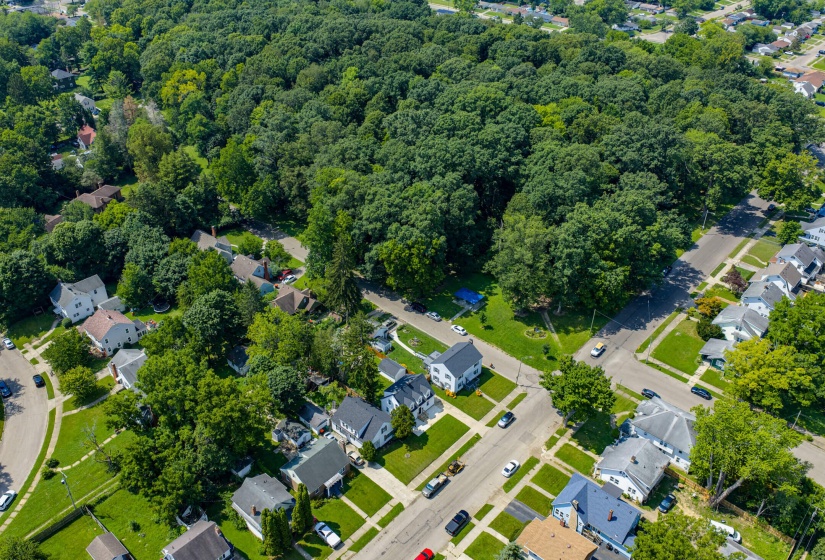 231 W Parkwood-37