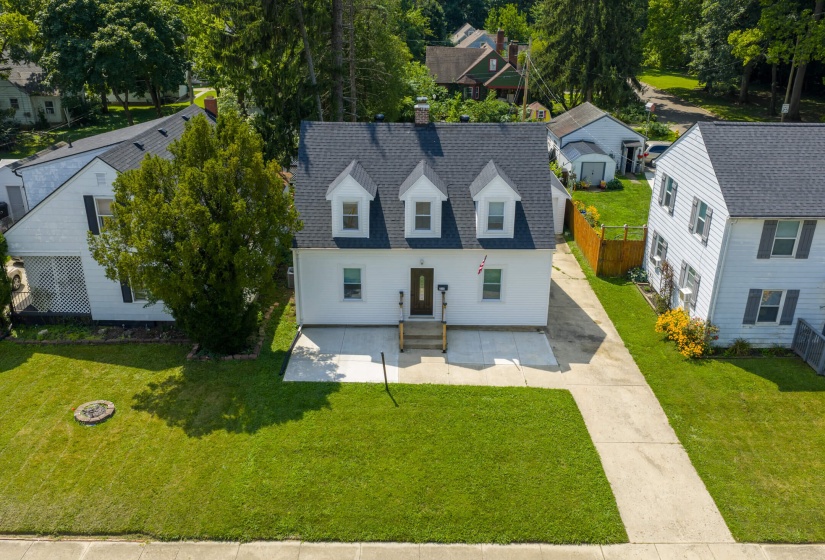 231 W Parkwood-40