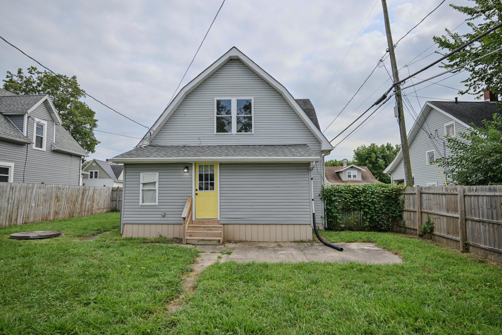 2020 Woodside Avenue, Springfield, Ohio 45503